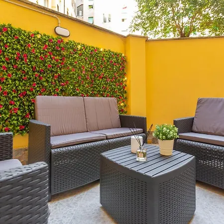 Imperium House - Con Giardino Privato, 3 Minuti Da Metro Piazza Bologna, A-c,